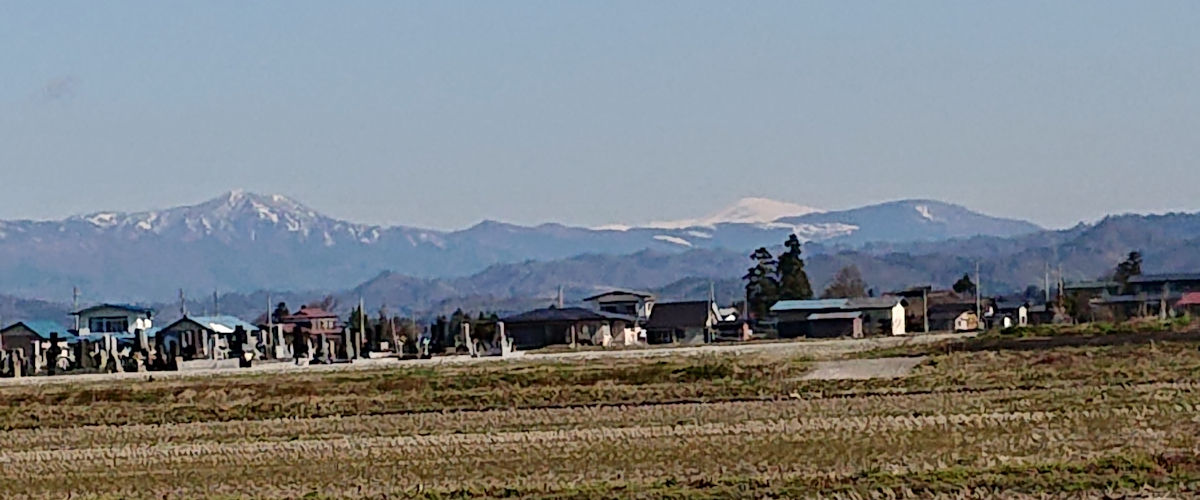 月山